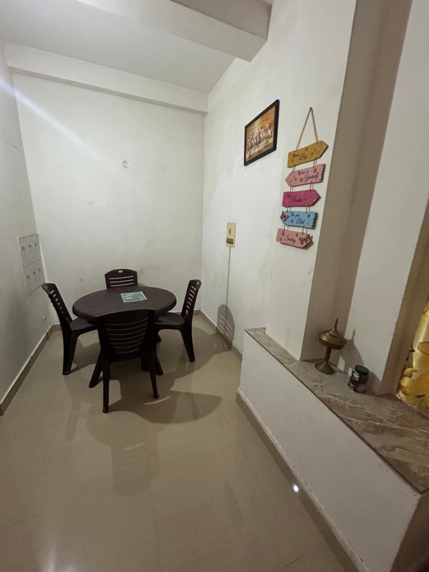 Adelyn'S Homestay Guwahati Buitenkant foto